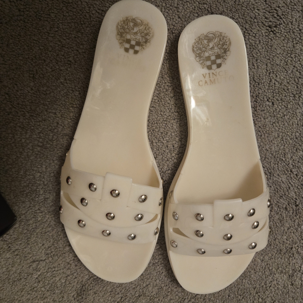 Vince Camuto Women's Off White Slide Sandals